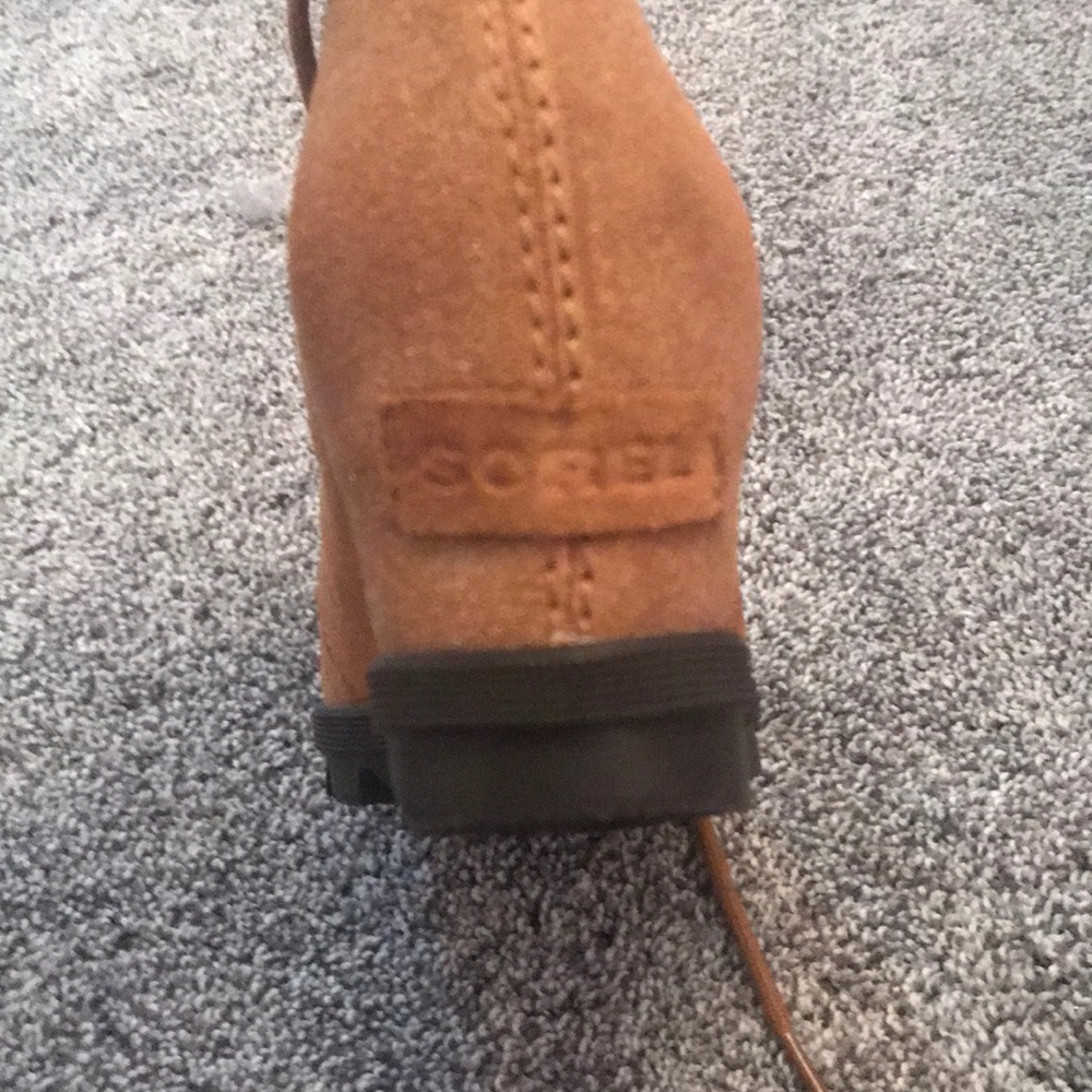Shoes - Picture 3 of 3